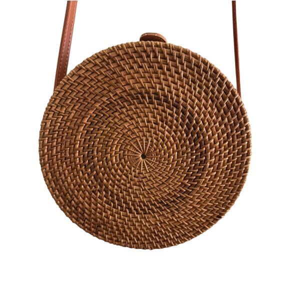 Round Rattan Straw Crossbody Bag – Floral Lined, No Brand Tag - Picture 2 of 10